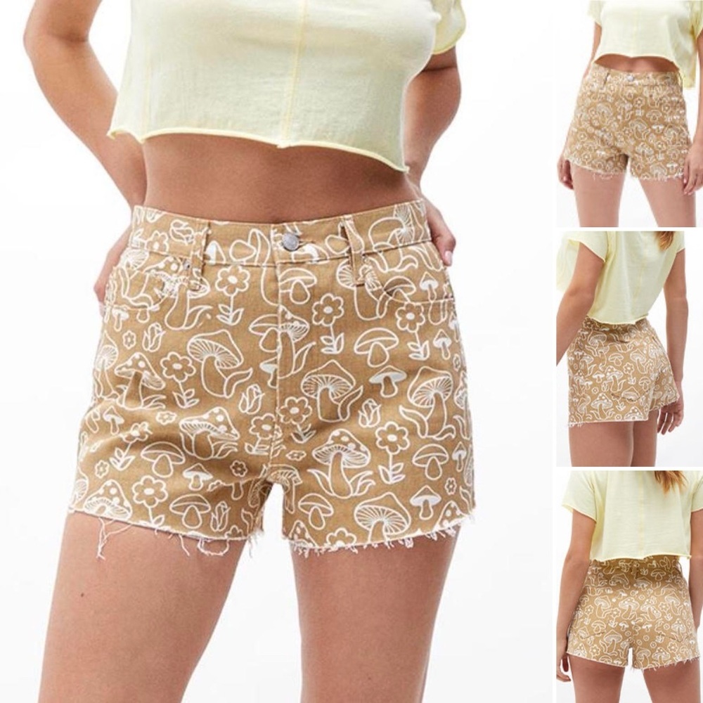 PacSun: Mushroom Shorts